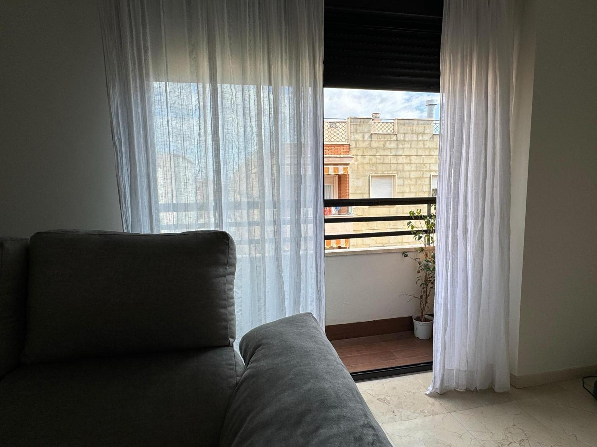Centrico Con Terraza Y Parking Gratuito * Cordoba
